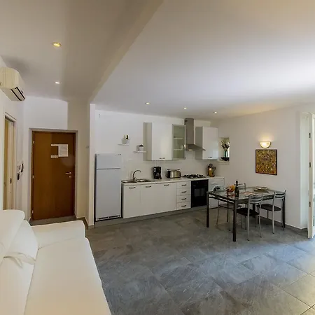 Il Borgo Ξενοδοχείο με διαμερίσματα Μπελάτζιο
